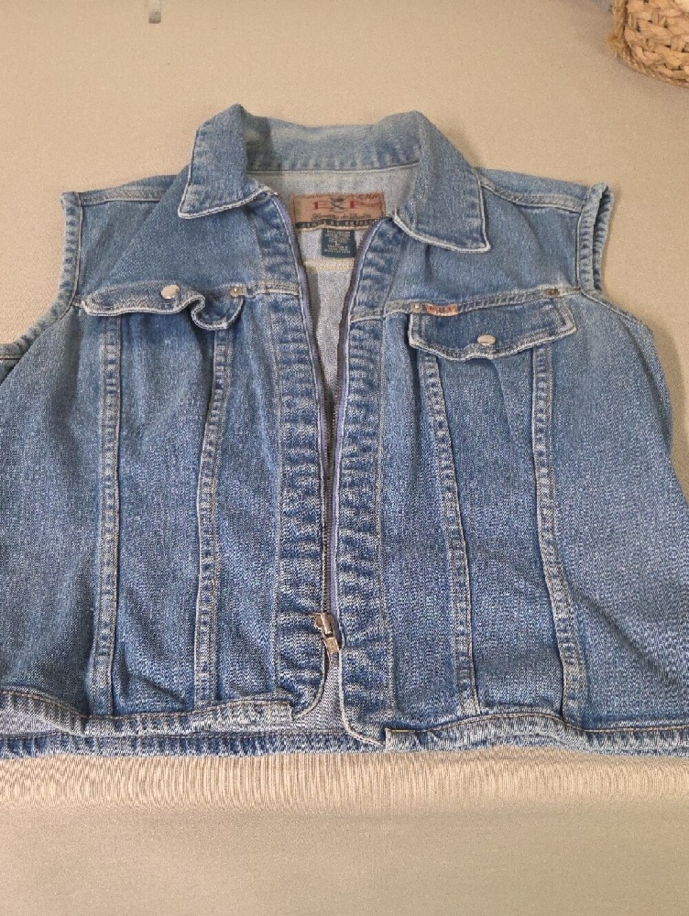 Express Light Wash Denim Vest with Chest Zip Vintage 90s - Picture 7 of 7